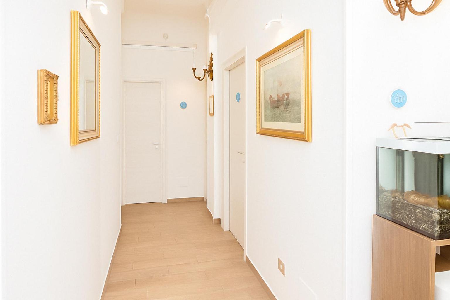 Suite Cervantes Naples Exterior photo